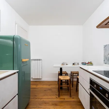 Milton Apartment