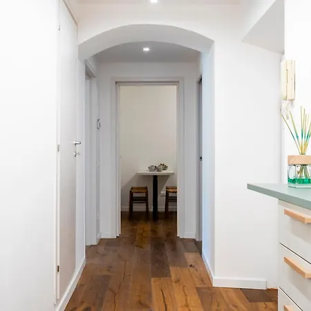 Milton Apartment